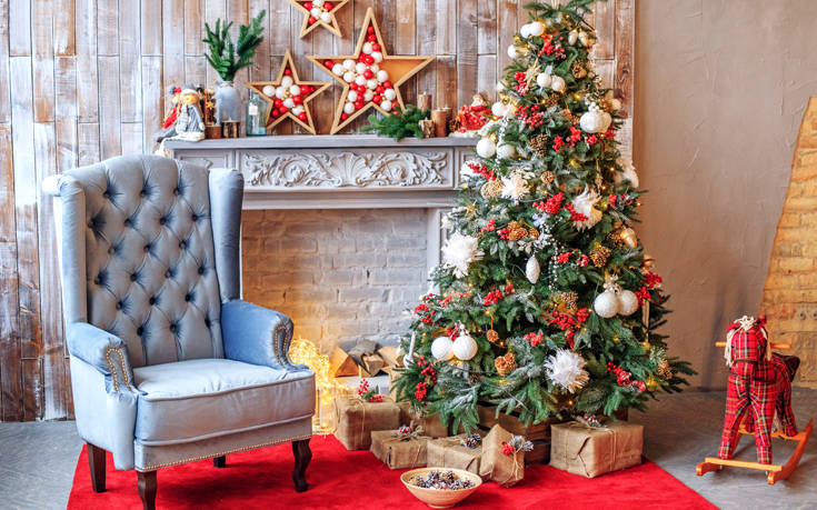 Τέσσερις προτάσεις για να στολίσετε το χριστουγεννιάτικο δέντρο σας