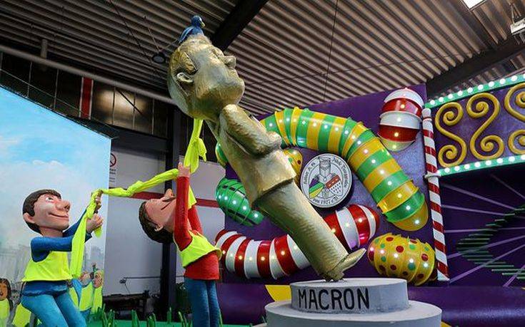 Το καρναβάλι της Κολωνίας… «τιμά» τον Μακρόν και τα «κίτρινα γιλέκα»