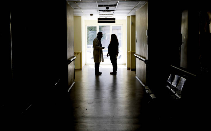 Κινδυνεύει να μείνει με το μισό προσωπικό το νοσοκομείο Χανίων: 400 οι ανεμβολίαστοι εργαζόμενοι