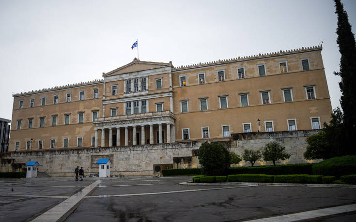 Spiegel: Εξαιρετικά χαμηλά επίπεδα δανεισμού της Ελλάδας 