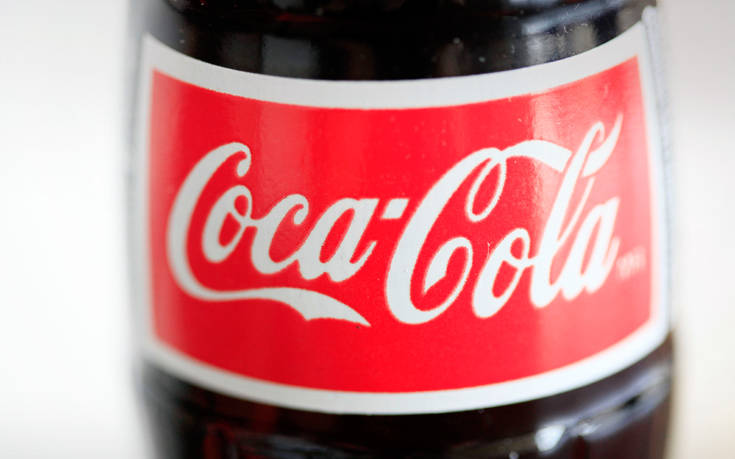 Coca Cola για συλλεκτική φιάλη της Αθήνας: Μπαίνει τέλος στις κατηγορίες περί παρανομίας