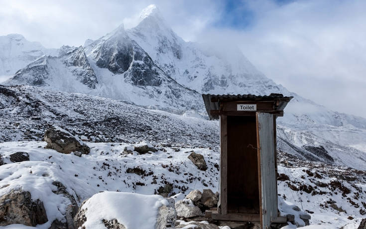 Οι ορειβάτες στο Έβερεστ θα&#8230; ξαλαφρώνουν σε οικολογικές τουαλέτες