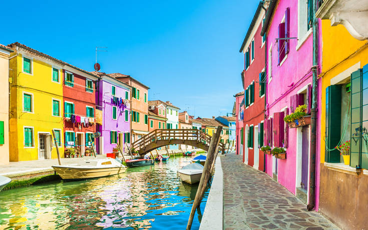 Φωτογραφικά κλικ από τα πιο χρωματιστά σημεία της Ιταλίας