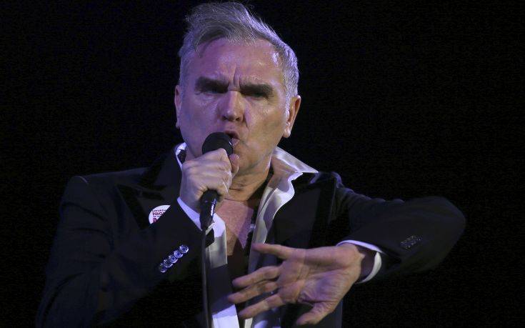 Δισκοπωλείο σταματά να πουλά άλμπουμ του Morrissey μετά τη στήριξη στην ακροδεξιά