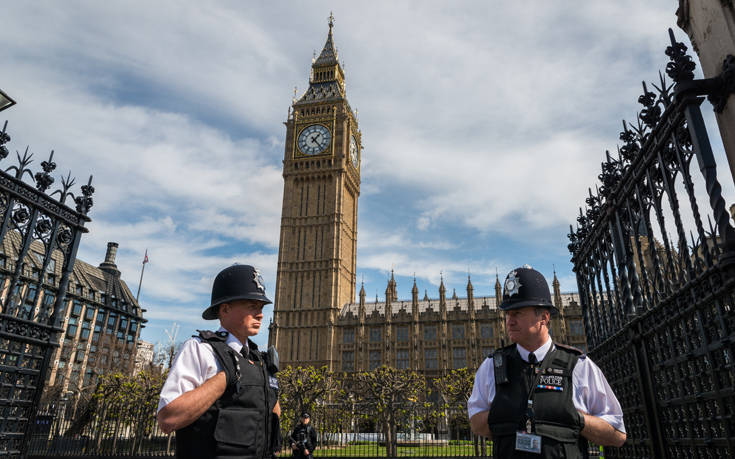 Εντείνεται η απειλή της ακροδεξιάς τρομοκρατίας στη Βρετανία