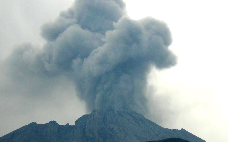 «Ξύπνησε» το ηφαίστειο Ουμπίνας στο Περού