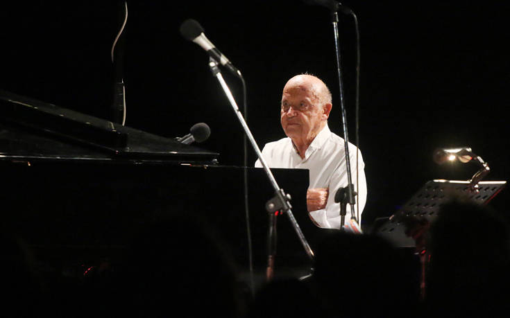 Γιάννης Σπανός: Τα συγκινητικά λόγια του Μίμη Πλέσσα για τον θάνατο του μουσικοσυνθέτη
