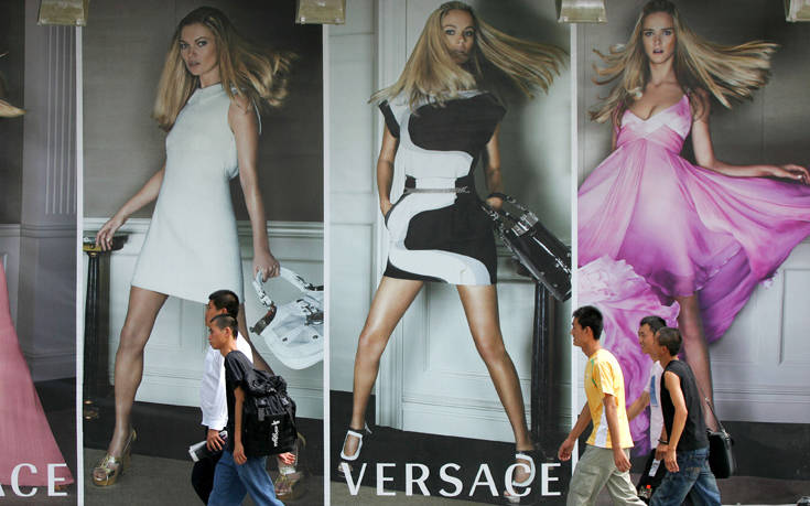 Γιατί οι οίκοι Givenchy, Coach και Versace ζήτησαν συγγνώμη από την Κίνα