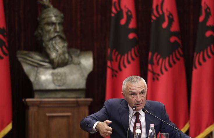 Πρόεδρος Αλβανίας: Ακύρωσα τις εκλογές υπό τον φόβο αιματοχυσίας