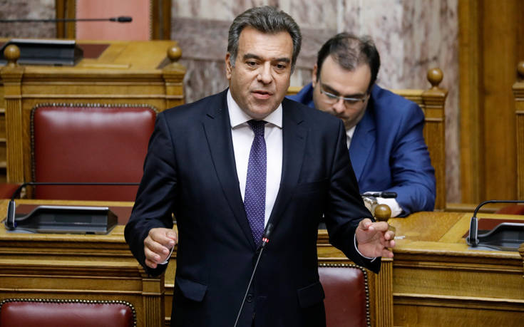 Μάνος Κόνσολας: Η ζωή και ο τουρισμός δεν μπορεί και δεν πρέπει να σταματήσουν