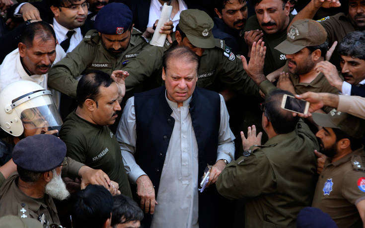 Ελεύθερος με εγγύηση για λόγους υγείας ο πρώην πρωθυπουργός του Πακιστάν