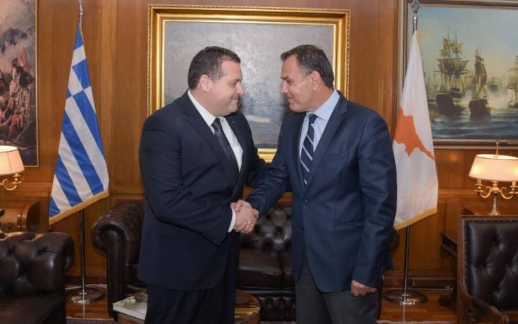 Παναγιωτόπουλος και Κύπριος πρέσβης συζήτησαν τις προκλήσεις στην Ανατολική Μεσόγειο