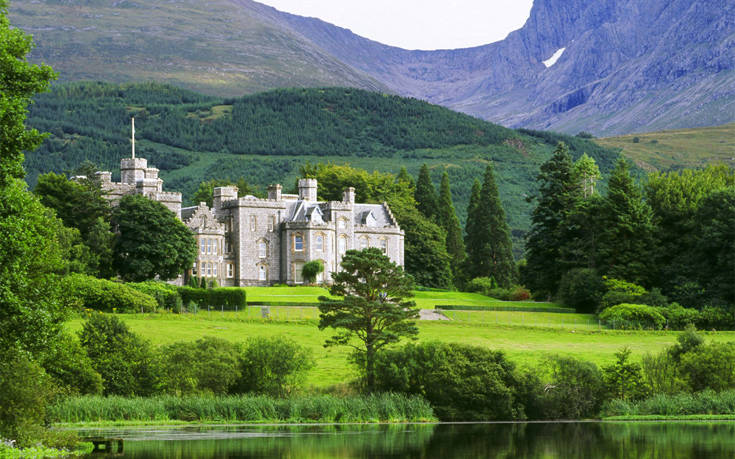 Το παραμυθένιο κάστρο της Σκοτίας που μεταμορφώθηκε σε πεντάστερο ξενοδοχείο