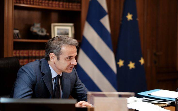 Ο Μητσοτάκης ενημερώνει τους πολιτικούς αρχηγούς για την συνάντηση με τον Ερντογάν