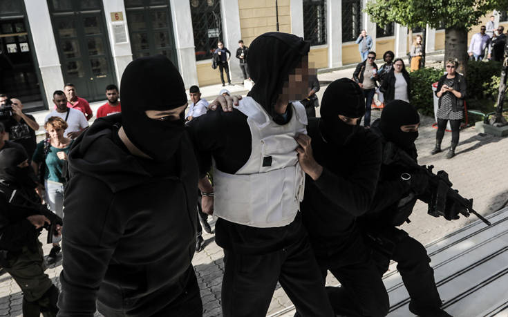 Επαναστατική Αυτοάμυνα: Προφυλακίστηκαν οι δυο κατηγορούμενοι
