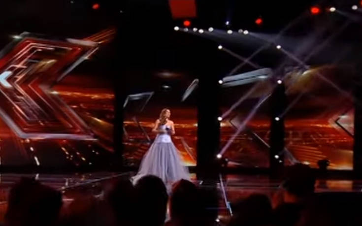 X-Factor: Η σέξι εμφάνιση της Δέσποινας Βανδή και η αναφορά στον Γιάννη Σπανό