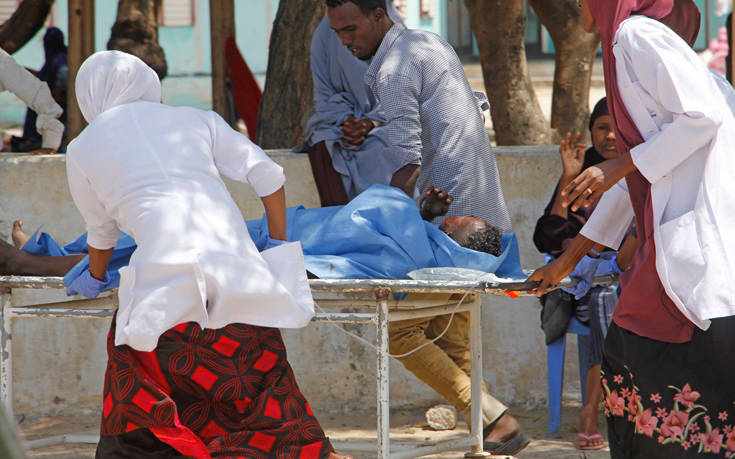 Ένοπλη επίθεση ισλαμιστών ανταρτών σε ξενοδοχείο στη Σομαλία