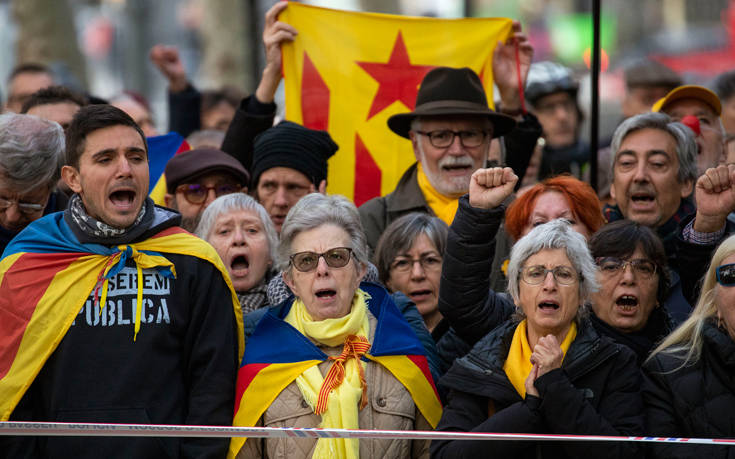 Καταλονία: Ο περιφερειακός ηγέτης Κιμ τόρα κρίθηκε ένοχος για απείθεια