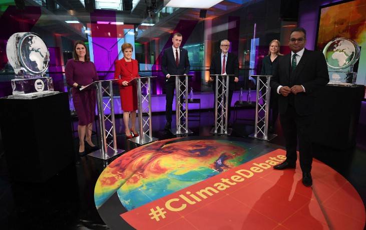 Απορρίφθηκε η προσφυγή των Συντηρητικών κατά του Channel 4 για το γλυπτό πάγου στη θέση του Τζόνσον