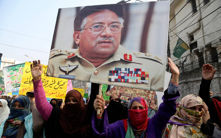 Πακιστάν: Η δικαιοσύνη ακύρωσε την ερήμην θανατική καταδίκη του Μουσάραφ