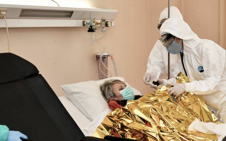 Με κούριερ στέλνουν τα νοσοκομεία τα δείγματα του κορονοϊού στο Παστέρ
