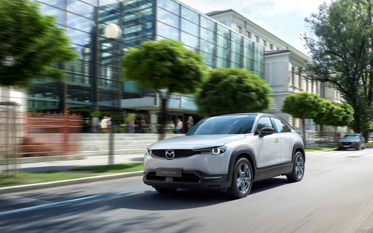 Η Mazda γιορτάζει έναν αιώνα επιτευγμάτων και καινοτομιών και παρουσιάζει το νέο της μοντέλο