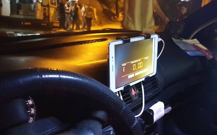 Πατέντα με τάμπλετ από οδηγούς ταξί στη Θεσσαλονίκη και απενεργοποιημένα ταξίμετρα