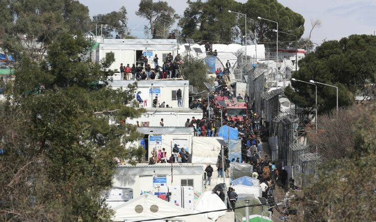 Καταγγελίες για σοβαρές παραβιάσεις στην εφαρμογή του νέου νόμου για το άσυλο στη Λέσβο