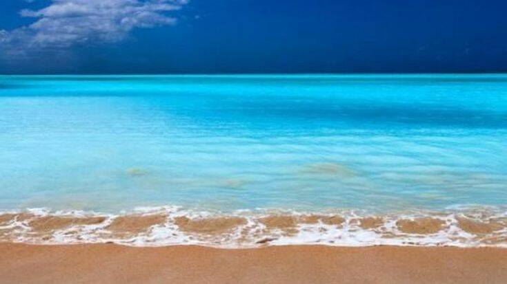 Οι μισές παραλίες με άμμο στην Ελλάδα κινδυνεύουν με εξαφάνιση έως το 2100 λόγω της κλιματικής αλλαγής