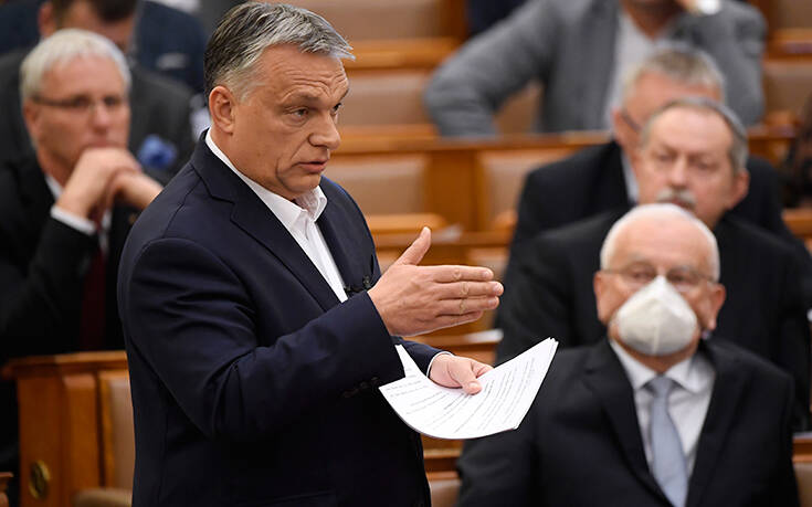 Ουγγαρία: Με πρόσχημα τον κορονοϊό ο Βίκτορ Ορμπάν εξασφαλίζει υπερεξουσίες