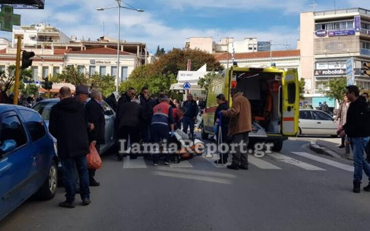 Γυναίκα έπεσε σε διάβαση στο κέντρο της Λαμίας