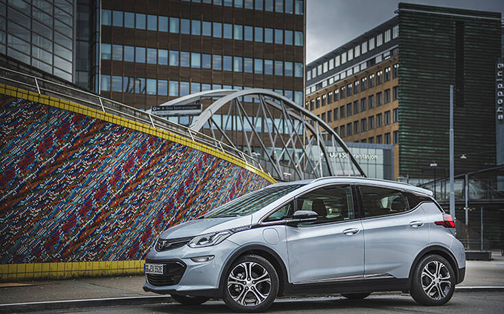 Οι ηλεκτρικές «ρίζες» της Opel μετρούν πάνω από πέντε δεκαετίες