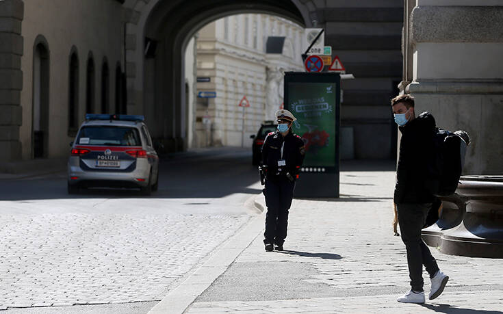 Κορονοϊός: Υποχρεωτική η χρήση μάσκας στις συγκοινωνίες της Βιέννης