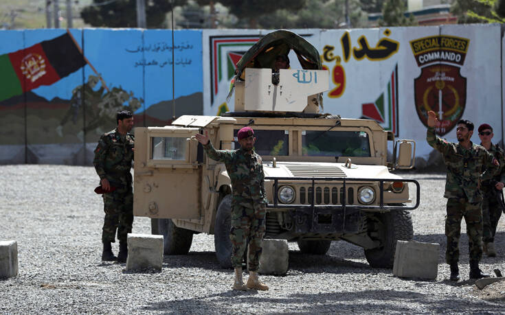 Βομβιστής αυτοκτονίας ανατινάχτηκε ανάμεσα σε αμάχους στο Αφγανιστάν &#8211; Τουλάχιστον τρεις νεκροί