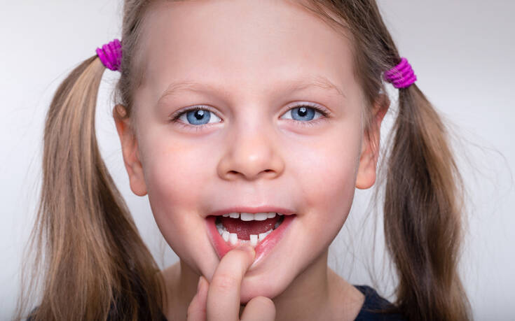 Τα παιδιά αγωνιούν αν η καραντίνα ισχύει για τη «νεράιδα των δοντιών»