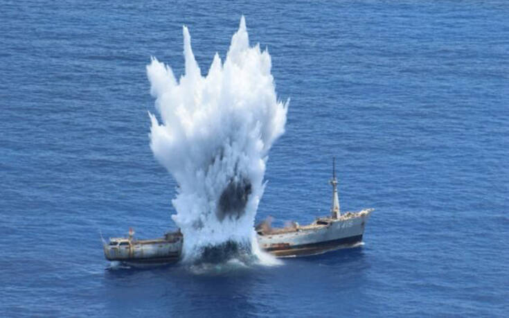 Πολεμικό Ναυτικό: Εντυπωσιακά βίντεο από την άσκηση με πραγματικά πυρά ανοικτά της Καρπάθου &#8211; «Βυθίσατε τον Έβρο»