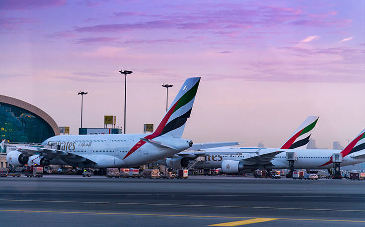 H Emirates θα καλύπτει ιατρικά έξοδα και κόστος καραντίνας σε επιβάτες της με κορονοϊό