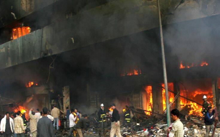 Διαδηλωτές έβαλαν φωτιά στο γραφείο του κοινοβουλίου στη Βασόρα