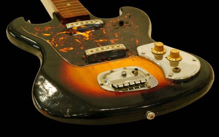 Τζίμι Χέντριξ: Εκτίμησαν την κιθάρα του για 42.000 ευρώ και τελικά πουλήθηκε σε τετραπλάσια τιμή
