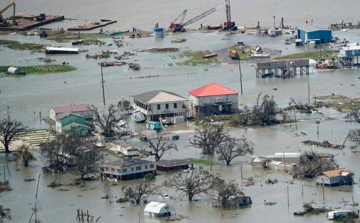 Τουλάχιστον 14 νεκροί σε Λουϊζιάνα και Τέξας από τον κυκλώνα Λόρα