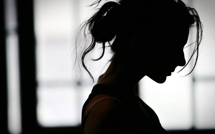 Απόπειρα βιασμού στο Ηράκλειο Αττικής: Ημίγυμνος άνδρας επιτέθηκε σε 55χρονη