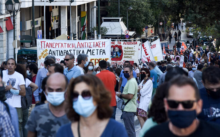Τη μετάθεση της ημερομηνίας της 24ωρης απεργίας για τις 10 Ιουνίου αποφάσισε το Εργατικό Κέντρο Αθήνας