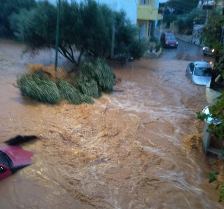 Κακοκαιρία στην Κρήτη: Συνεχίζονται οι έντονες βροχές &#8211; Βελτίωση από Πέμπτη