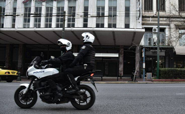 Παλαιό Φάληρο: Τραυματίστηκε αστυνομικός της ΔΙΑΣ &#8211; Κακοποιοί εμβόλισαν τη μηχανή του