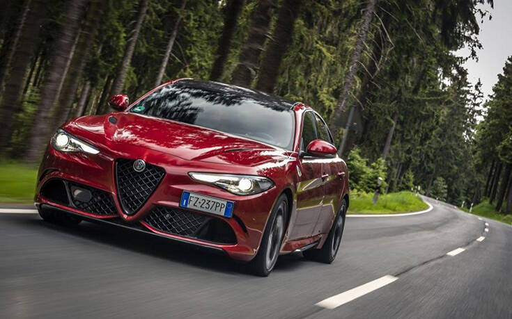 Η Alfa Romeo Giulia Quadrifoglio “Sportscar of the Year”