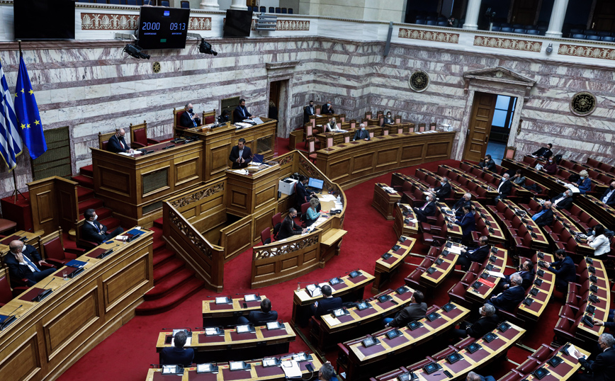 Αιγιαλίτιδα ζώνη: Σε ονομαστική ψηφοφορία σήμερα το νομοσχέδιο για την επέκταση στο Ιόνιο