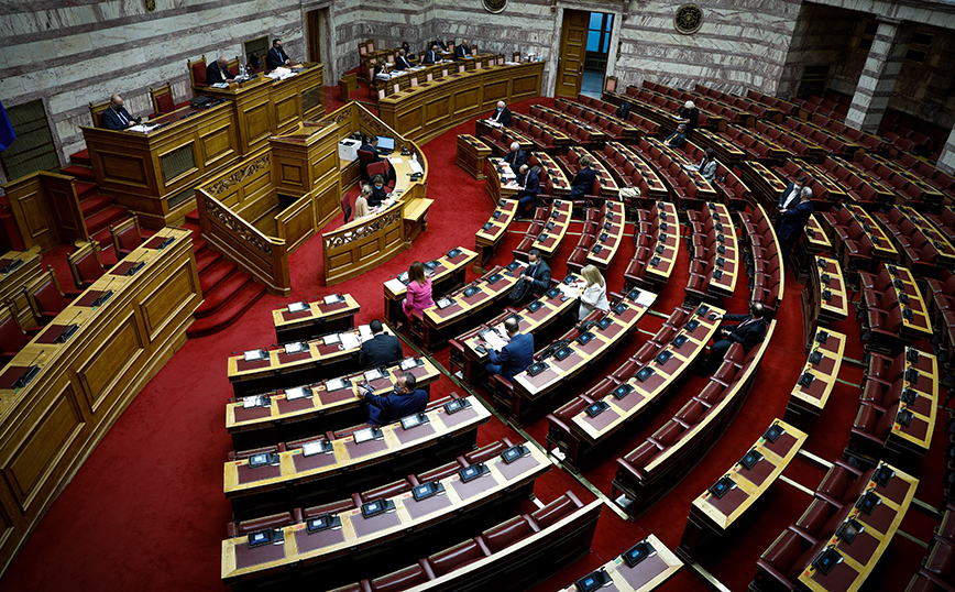 Αντιπαράθεση στη Βουλή για τα κόκκινα δάνεια και τις τροποποιήσεις στον πτωχευτικό νόμο