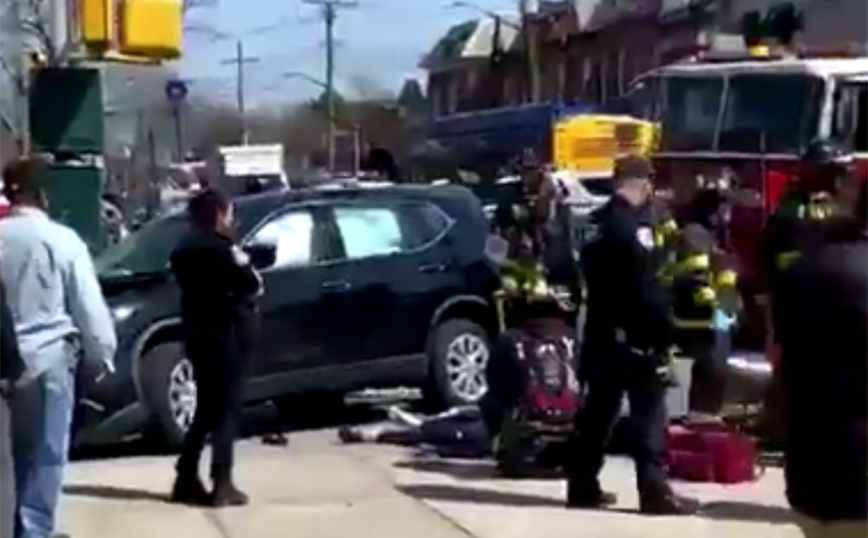 Αυτοκίνητο έπεσε σε πεζούς στο Μπρούκλιν: Πληροφορίες για τραυματίες