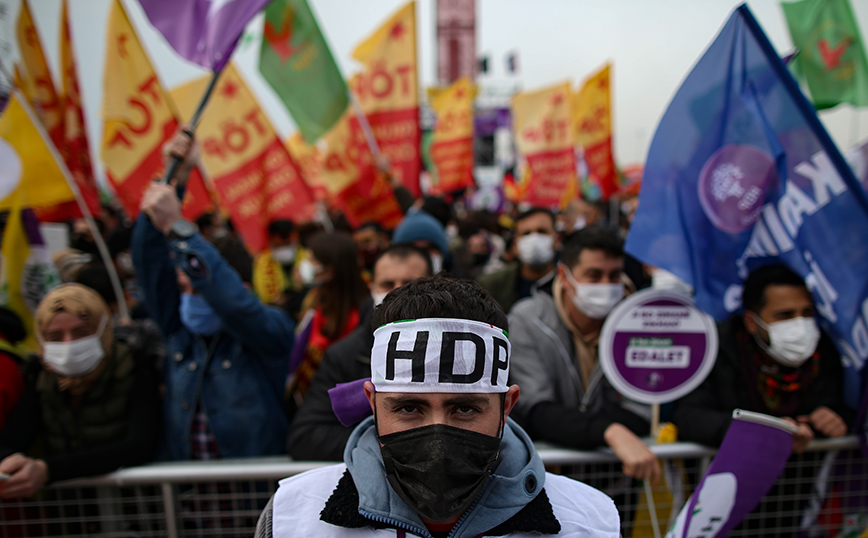 Τουρκία: Ξανά στον εισαγγελέα το κατηγορητήριο για το κλείσιμο του φιλοκουρδικού κόμματος HDP