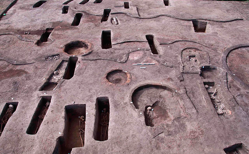 Σπουδαία ανακάλυψη στην Αίγυπτο: Βρέθηκαν σπάνιοι τάφοι της εποχής πριν από τους Φαραώ